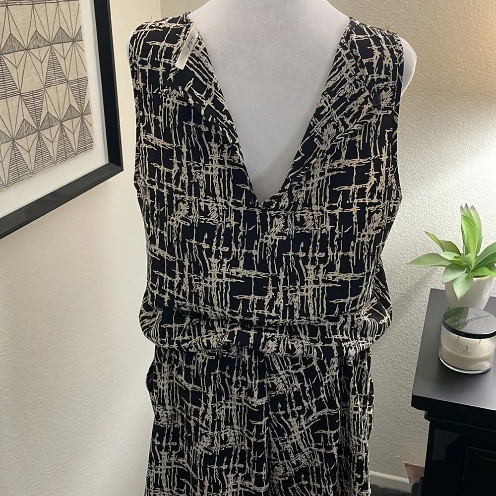 Romper size Large - Picture 5 of 11